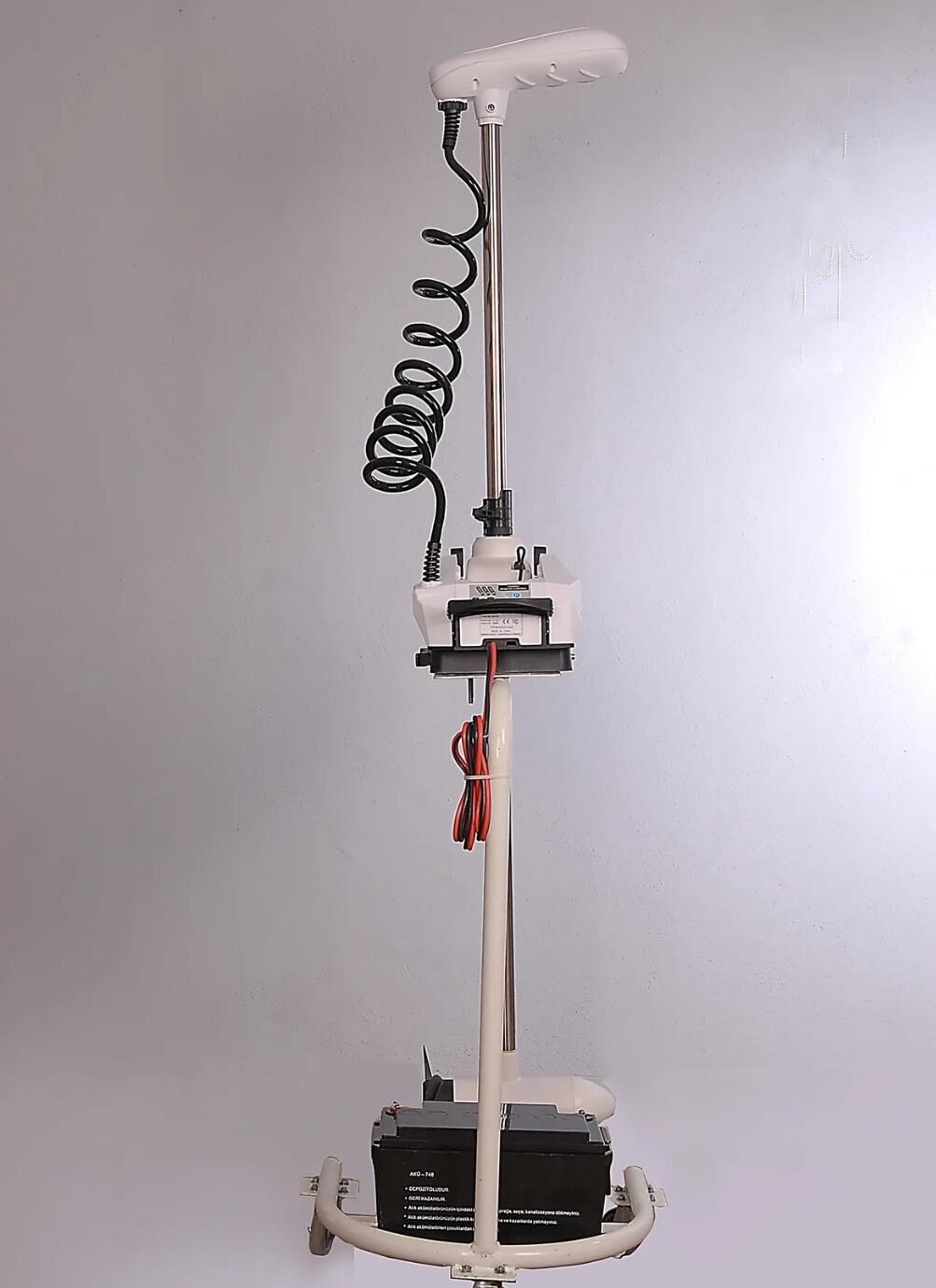 Haswing Cayman GPS 36V 100” 120 LBS uzay kasa